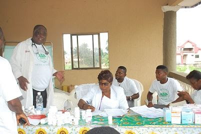 free_medical_mission_anambra_people_Anakwenze_3